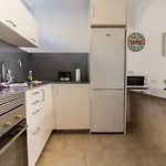 بيت للعطل Flatguest Pr - Terrace + Garden + 24h