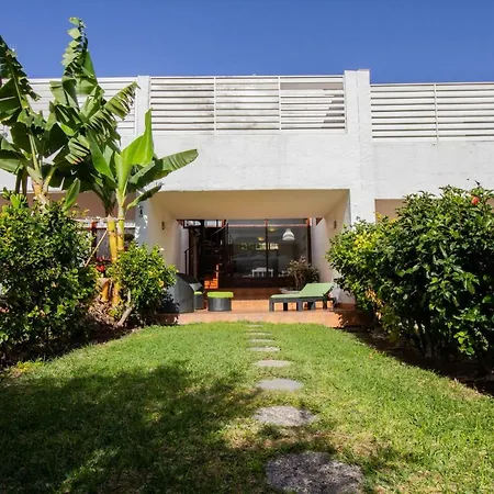 Flatguest Pr - Terrace + Garden + 24h بيت للعطل *