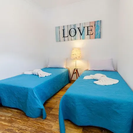 بيت للعطل Flatguest Pr - Terrace + Garden + 24h *